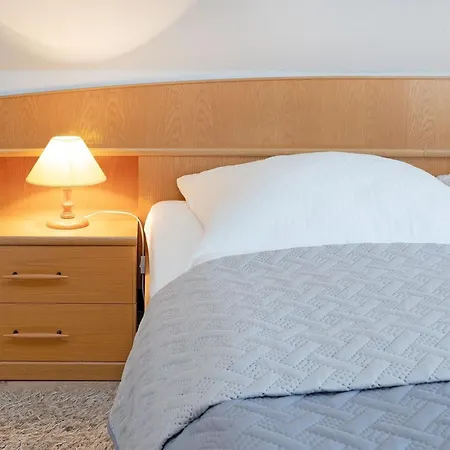 Fahrenkrug Suedwind * Scharbeutz